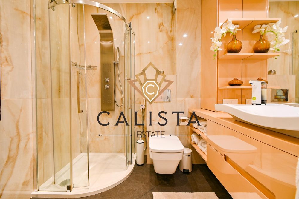 Дава се под наем Тристаен апартамент в София, Център - 119 кв.м за 1136.79 € - Снимка #11