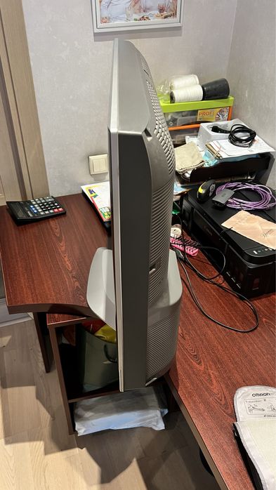 Продам телевизор Panasonic, состояние нового