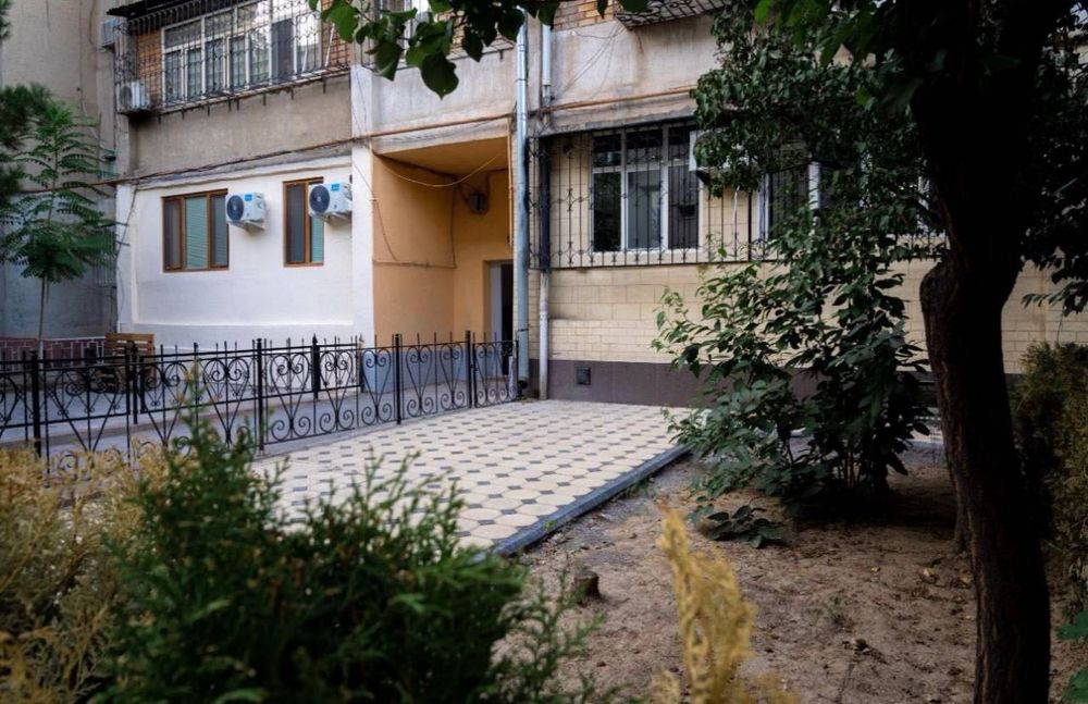 Продается 3 комнатная квартира ремонт ул.Эльбек, Канадская школа