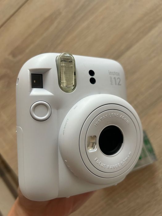 Комплект Fujifilm Instax Mini 12 + снимки