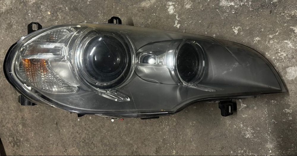 far dreapta bmw X5 e70 LCI Facelift după 2010 euro5 model bi-xenon adaptiv AHL automotive xenon