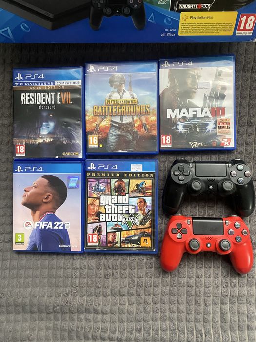 PS4 slim 1TB - перфектен