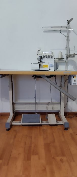 Оверлок 5-ти нитка
В комплекте:
Шпулька 1 ш