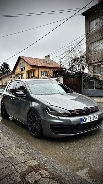 Volkswagen Golf GTI 2.0 TSI DSG