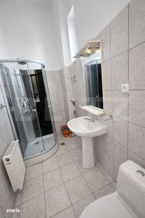 Apartament 1 camera, 40 mp, zona UMF