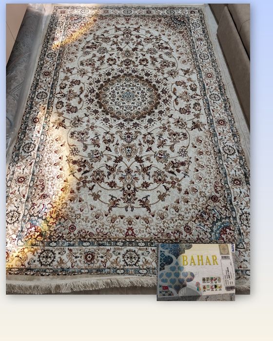 Продам ковры 2*3