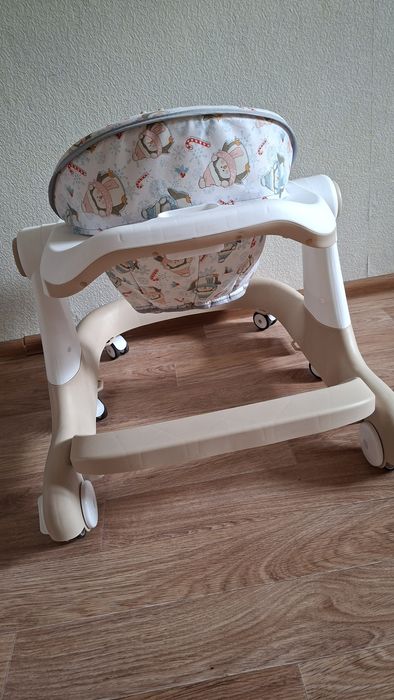 Продам ходунки детские
