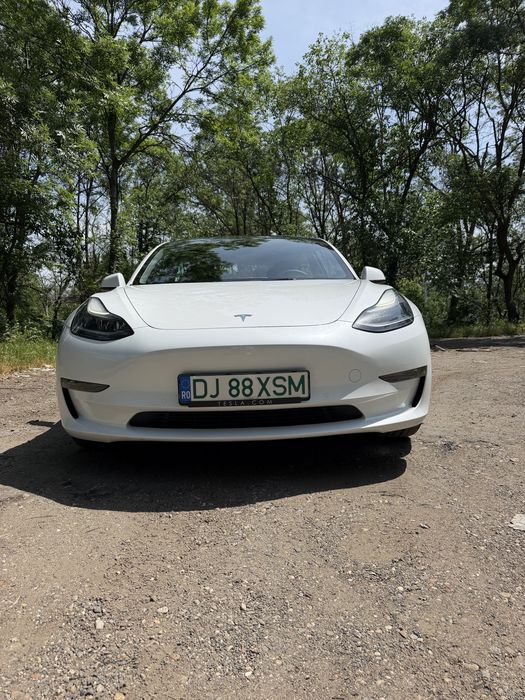 Tesla Model 3 Performance