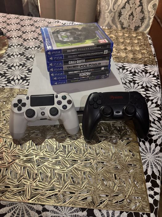 Vand consola ps4 500 gb si laptop acer sau schimb cu laptop gaming