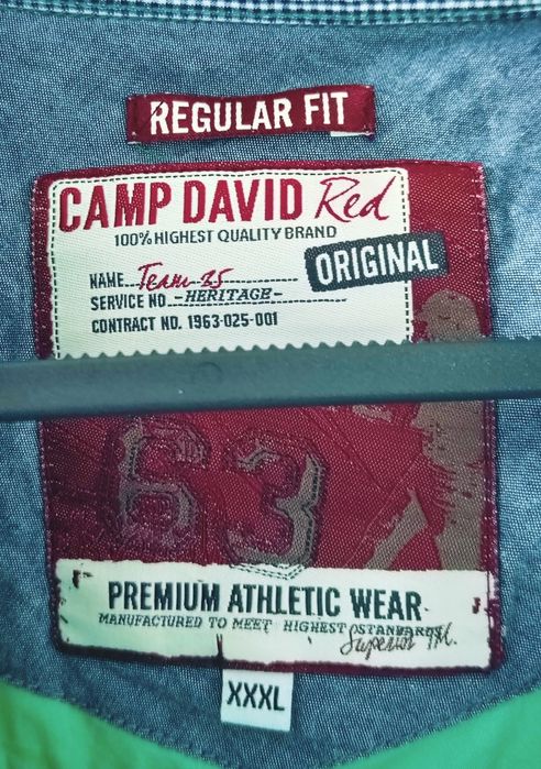 Cămașa Camp David.