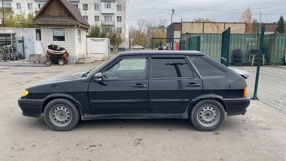 Продам ваз 2114 год 2112 год