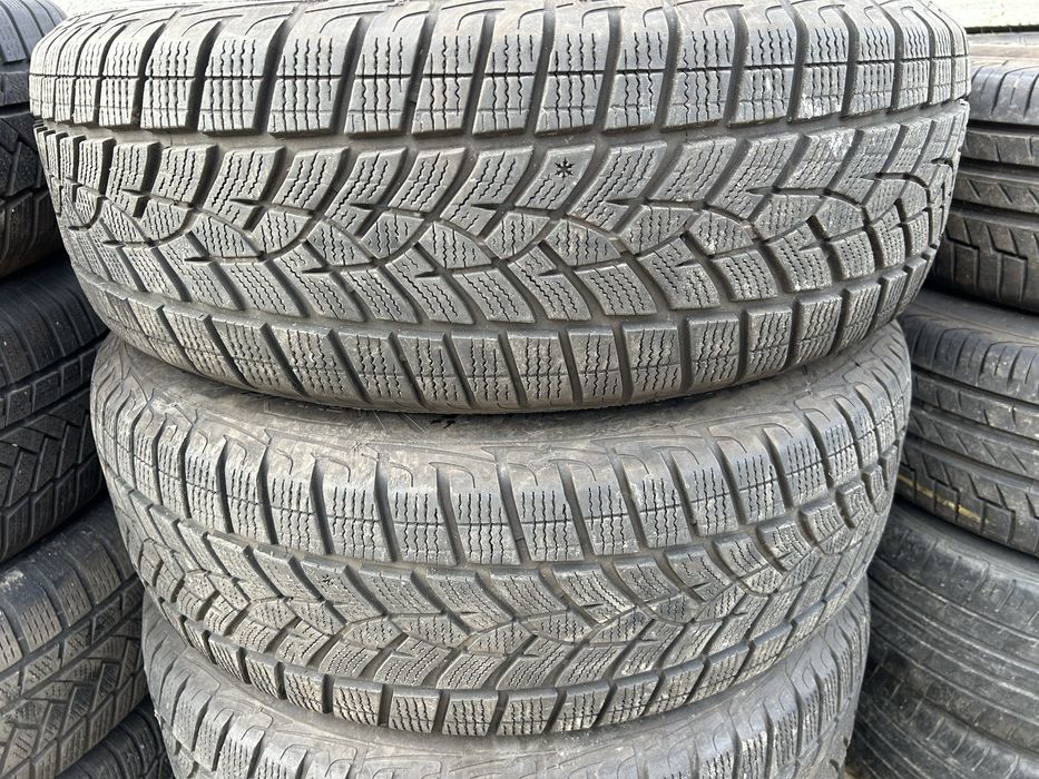 4 зимни гуми goodyear 215 65 17 dot 4120