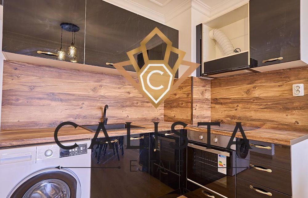 Дава се под наем Тристаен апартамент в Пловдив, Кършияка - 150 кв.м за 714 € - Снимка #1