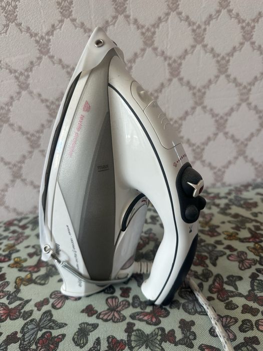 Продам утюг в отлчном состоянии