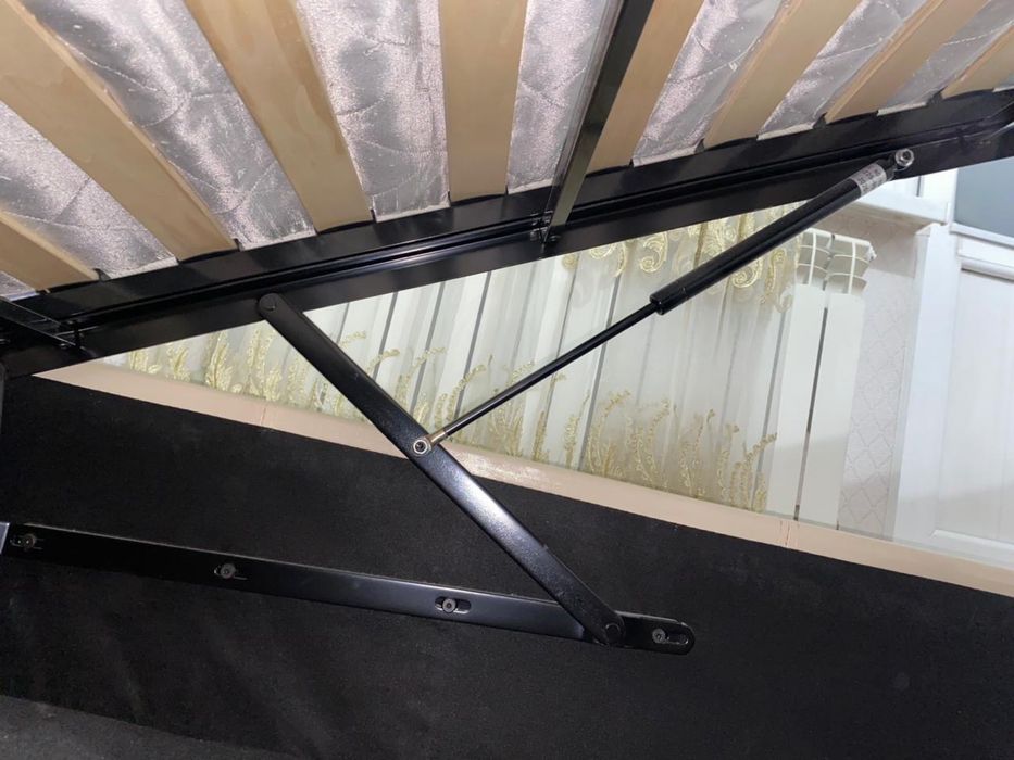 Двухспальный кровать