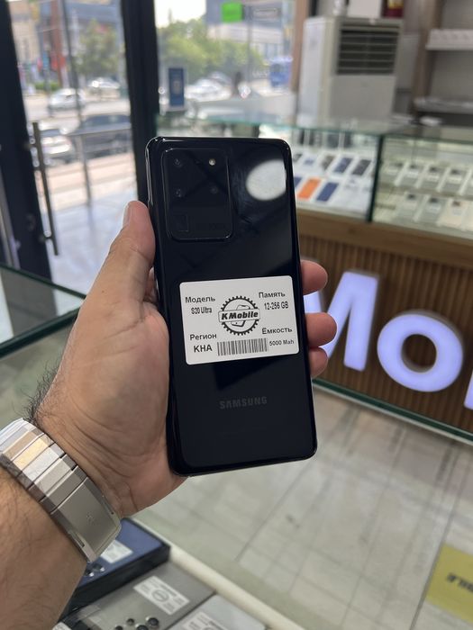 Продается (Nasiya-Вариант-Рассрочка) Galaxy S20 Ultra в отличном сост