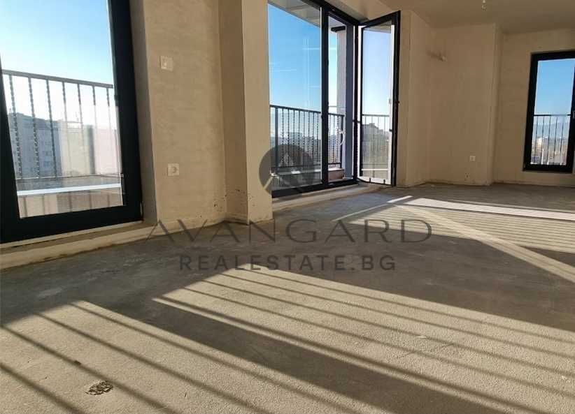 Продава се Двустаен апартамент в Пловдив, Център - 69 кв.м за 1972 €/кв.м - Снимка #1