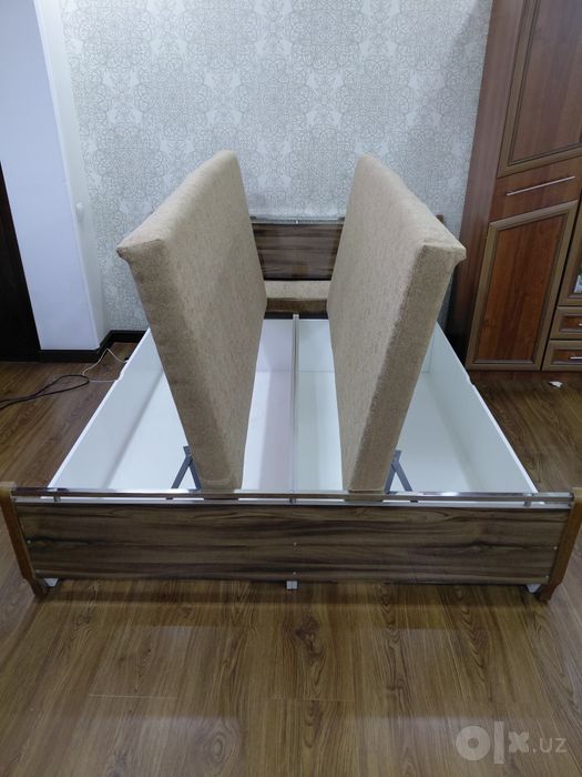 Кровать с сундуком