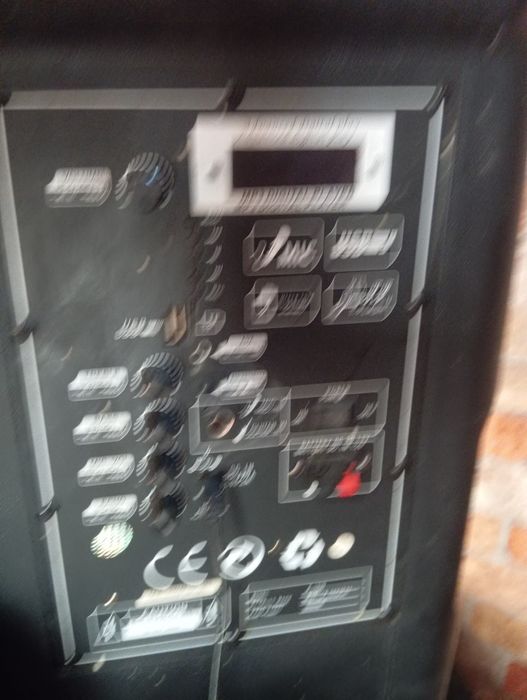 Бокс 18 с вграден усилвател и колна 15 активна