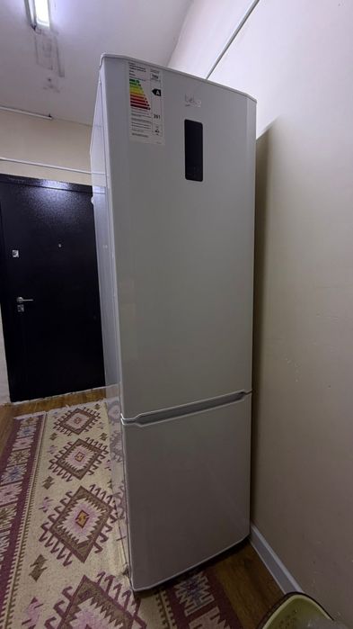 Продаю холодильник