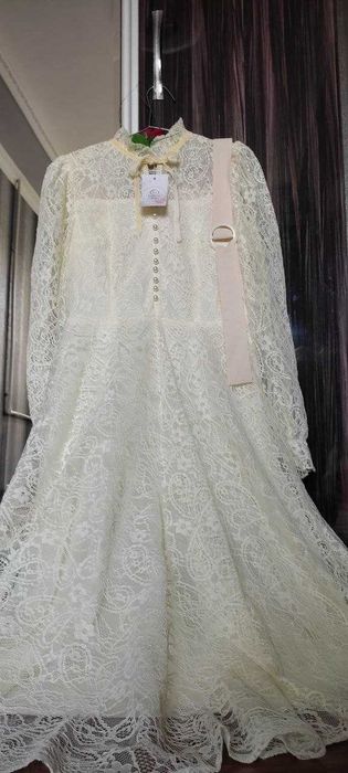 Винтаж услубидаги кўйлак