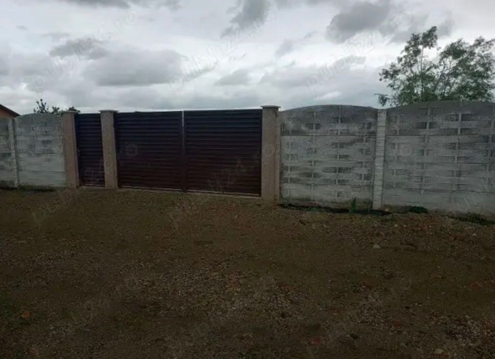 Vand teren intravilan 500 mp Ghercesti, 55 euro mp 55 EUR negociabil