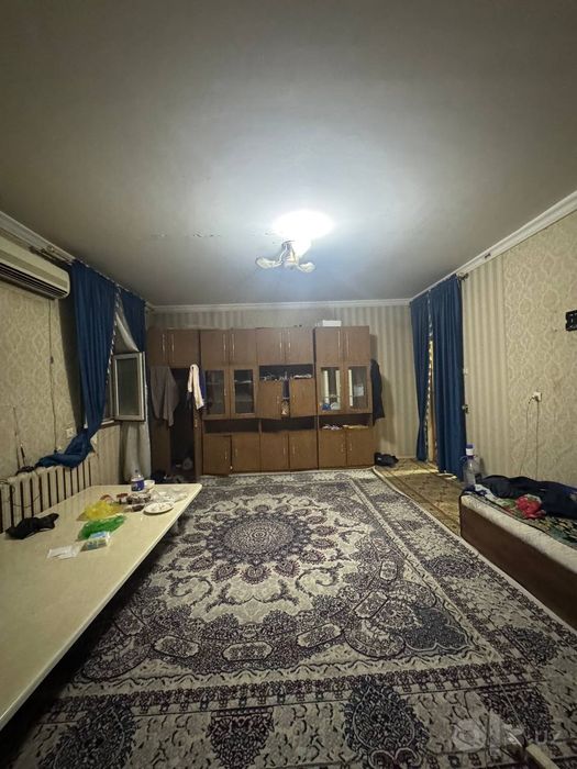 Юнусабад 6 квартал болларга уй 2 хонали