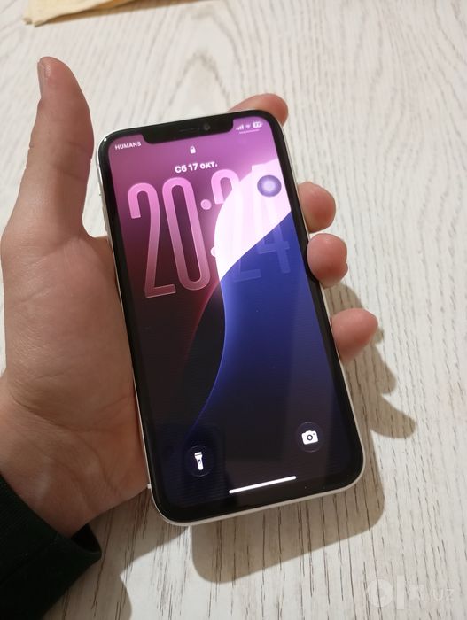 Iphone 11 64GB srochny sotiladi