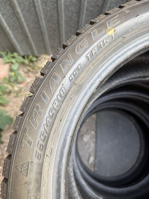 Зимняя резина 225/45R18