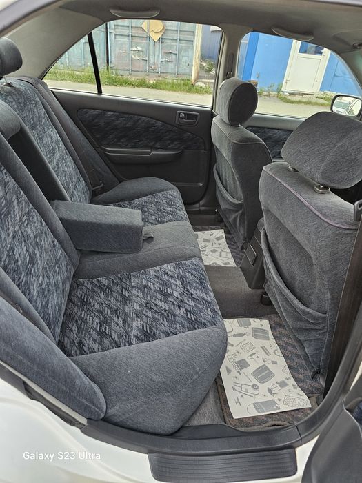 Тойота Карина 1.8 Автомат 96г. ИДЕАЛ