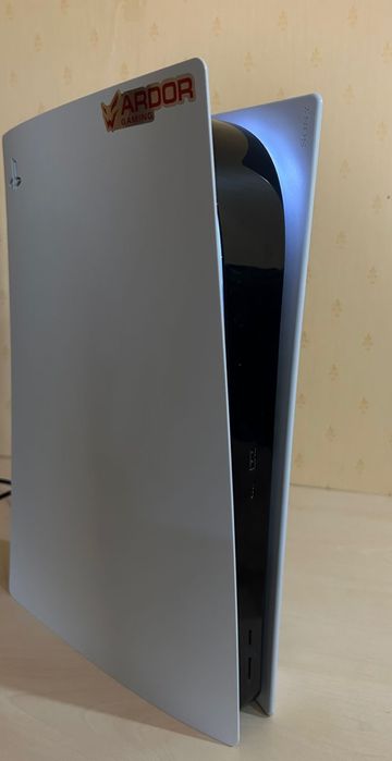 Продам playstation срочно доставка!