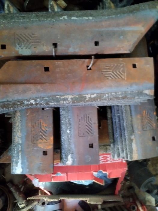 Продаю сельхоз запчасти.