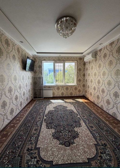 В доль дороги 2х комнатная квартира 5-этаже Адрес Согдиана Мед колледж