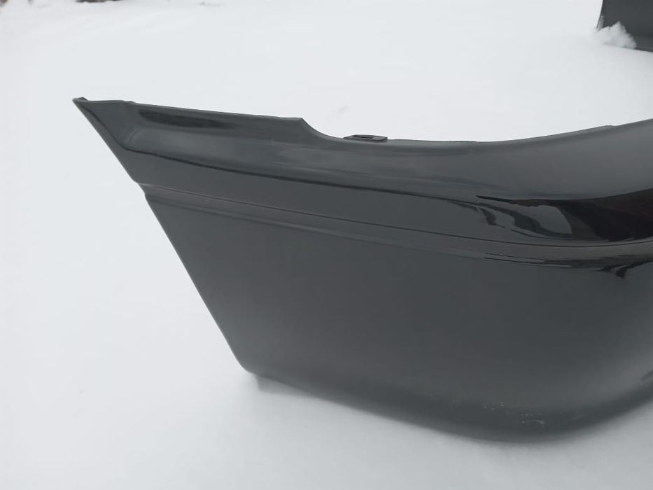 Продам бампер на Камри 25.