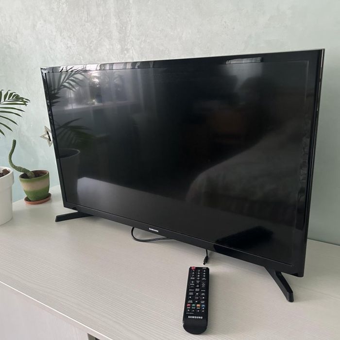 Продам телевизор