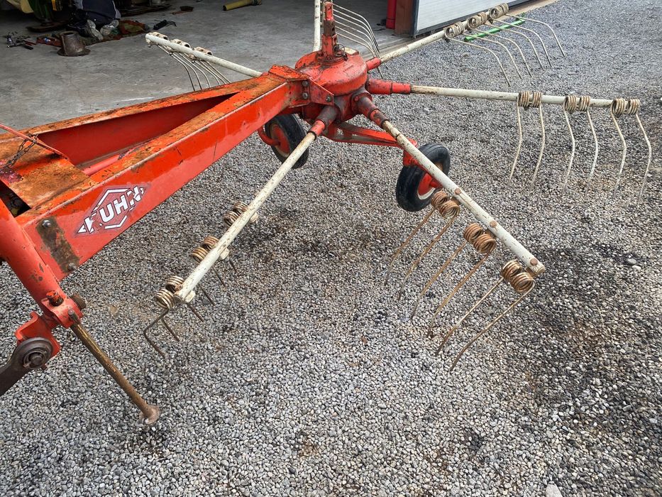 Grebla de adunat fan kuhn 2.40 m
