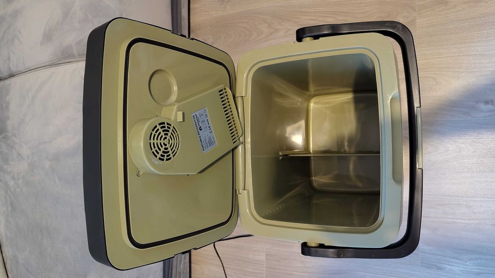 Frigider/lada frigorifica Mountain Goat 29L NOU