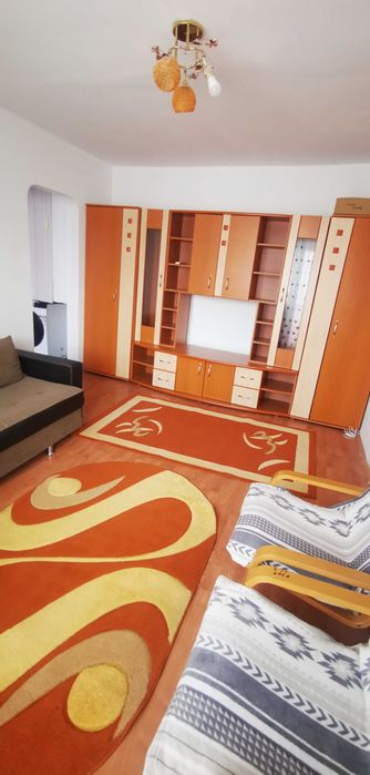 Închiriez apartament cu 2 camere, complet mobilat și utilat. Detalii la tel.07285012233