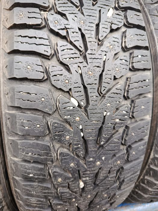 Kumho 215 55 R18 комплект