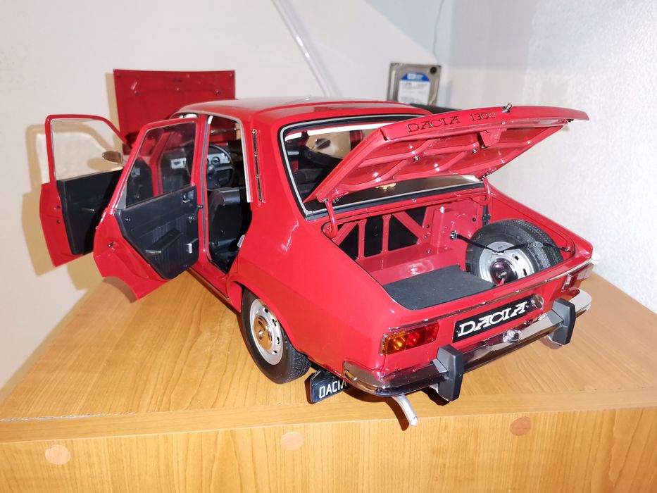 Dacia 1300 macheta 1/ 8 nouă