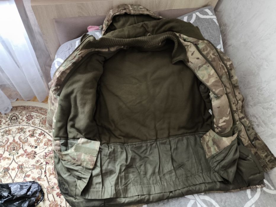 Продам комплект бушлат ватник мульткам(камуфляж)