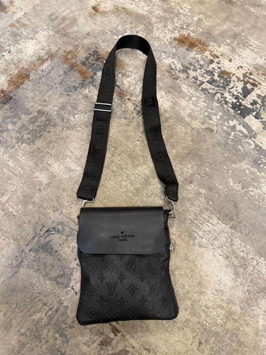 borseta lv neagra