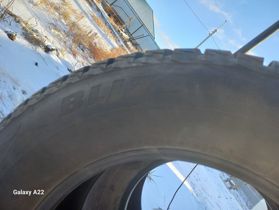 Резина на крузак