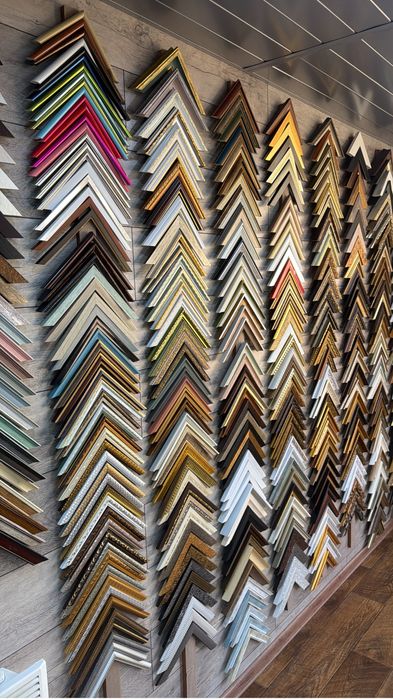 Материалы для багетчиков и художников БАГЕТ ХЛЫСТАМИ, ПАСПАРТУ ЛИСТАМИ