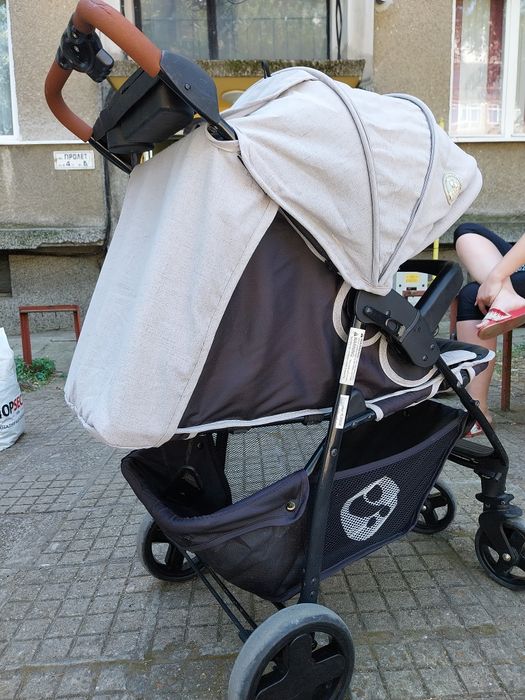 Лятна количка запазена