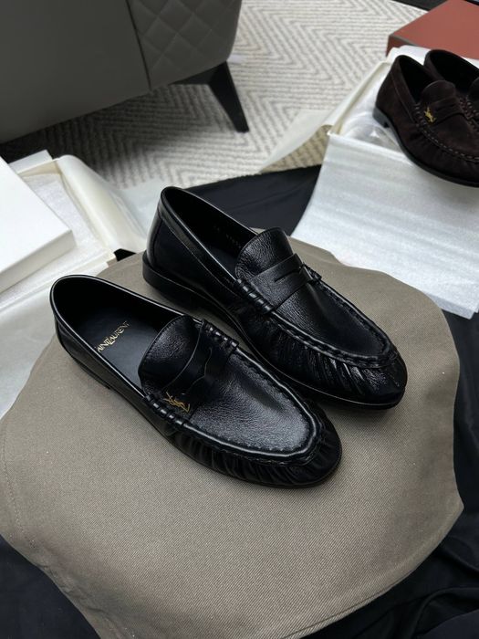 Pantofi Saint Laurent
