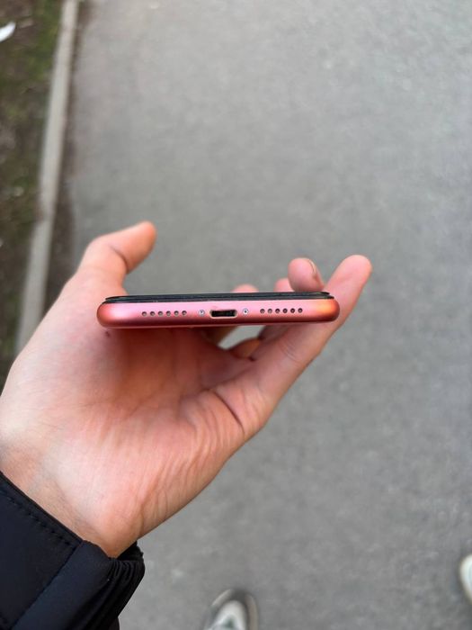 Iphone Xr 64гб..