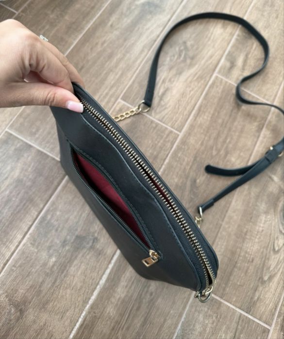 Geantă Neagră Crossbody - Model Jet Set