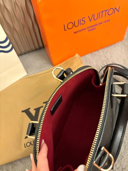 Geantă/Poșeta Louis Vuitton Alma BB Black 27x19x7cm