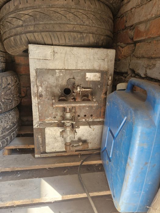 Продам газовый котел